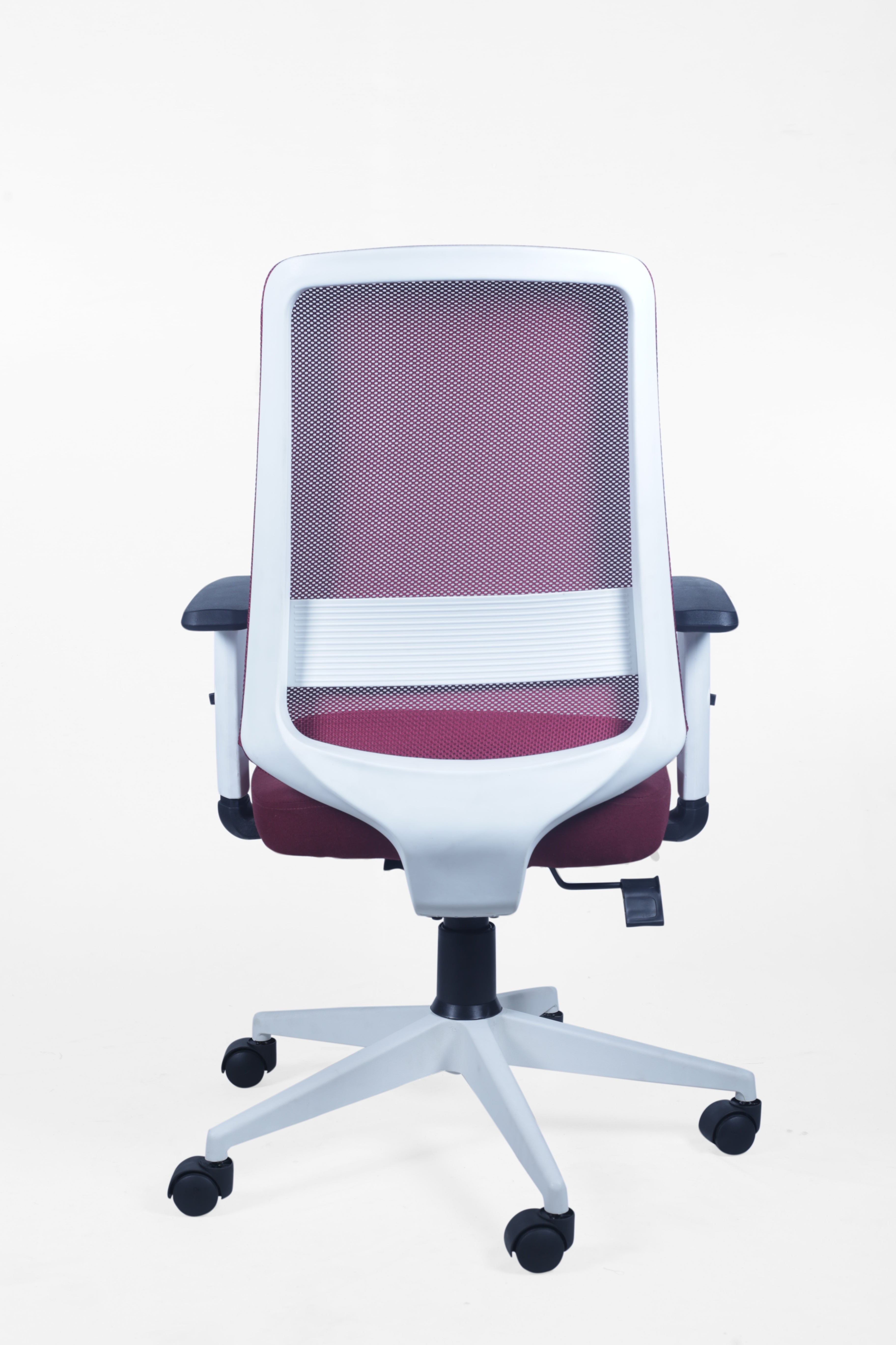 Mesh chair with built-in lumbar cushion