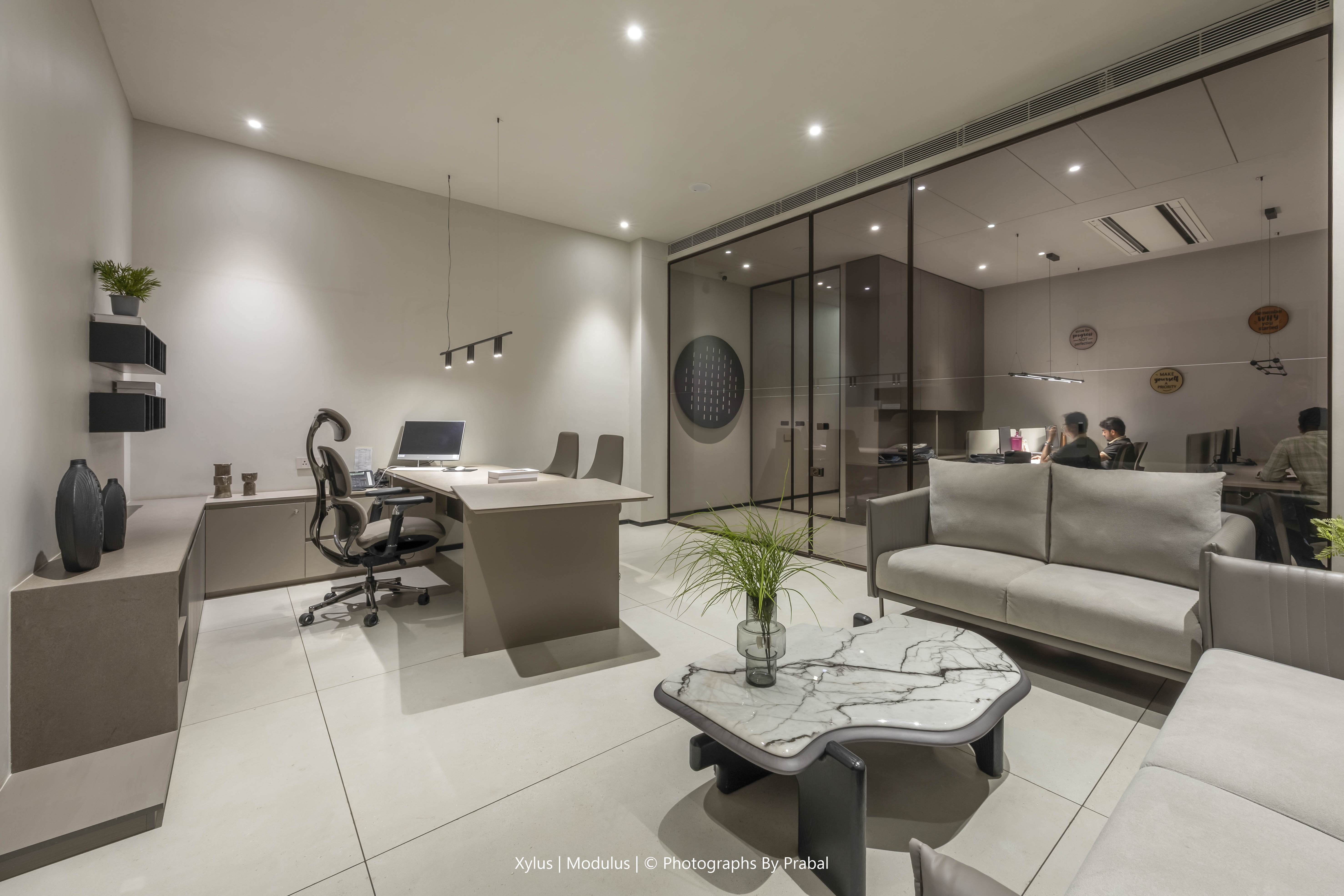 Lexus – Xylus Chairs