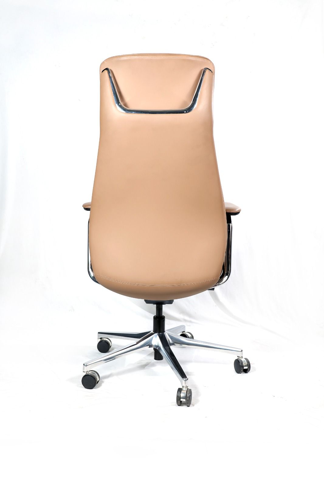ergonomic reclining executive chair
